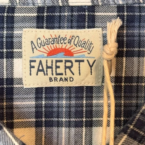 FAHERTY Shirt The Everyday Button Down Long Sleeve Navy Plaid XXL NWT - Picture 3 of 14